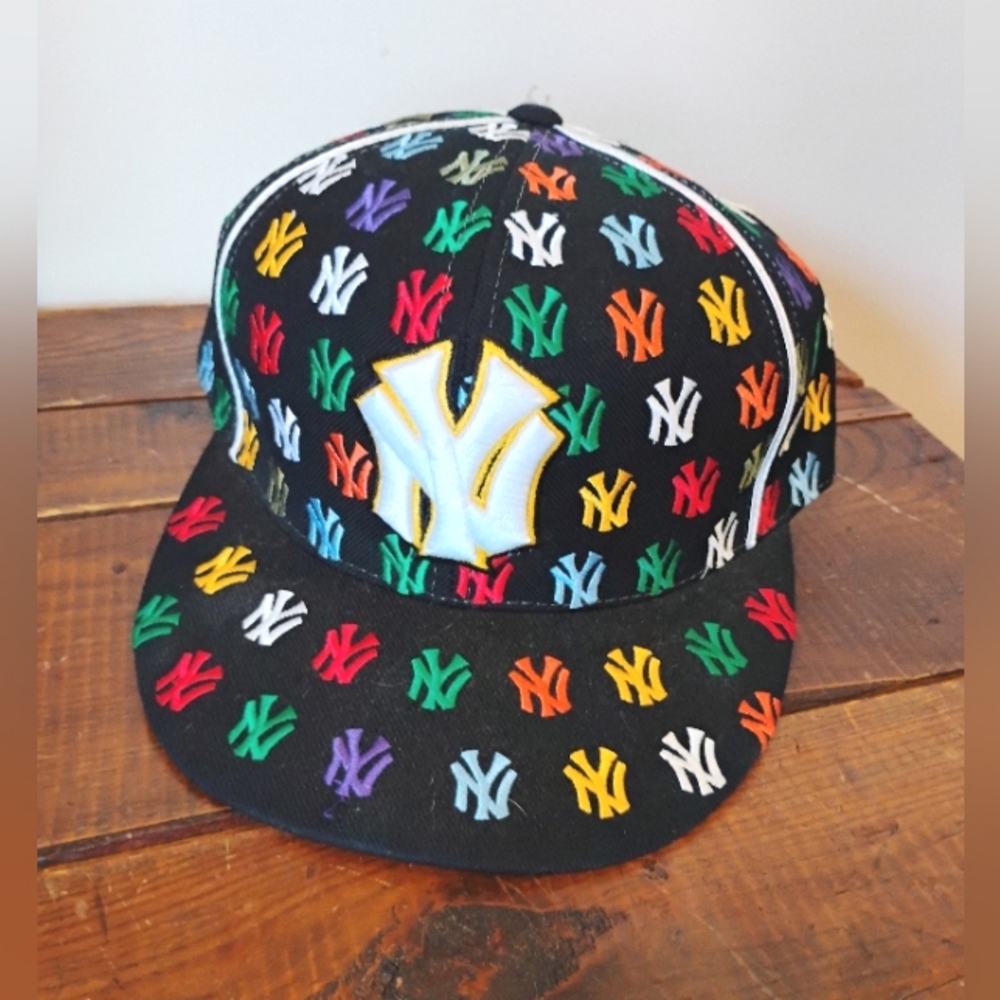 Vintage American Needle New York Yankees MLB Snapback Hat 7 3/4